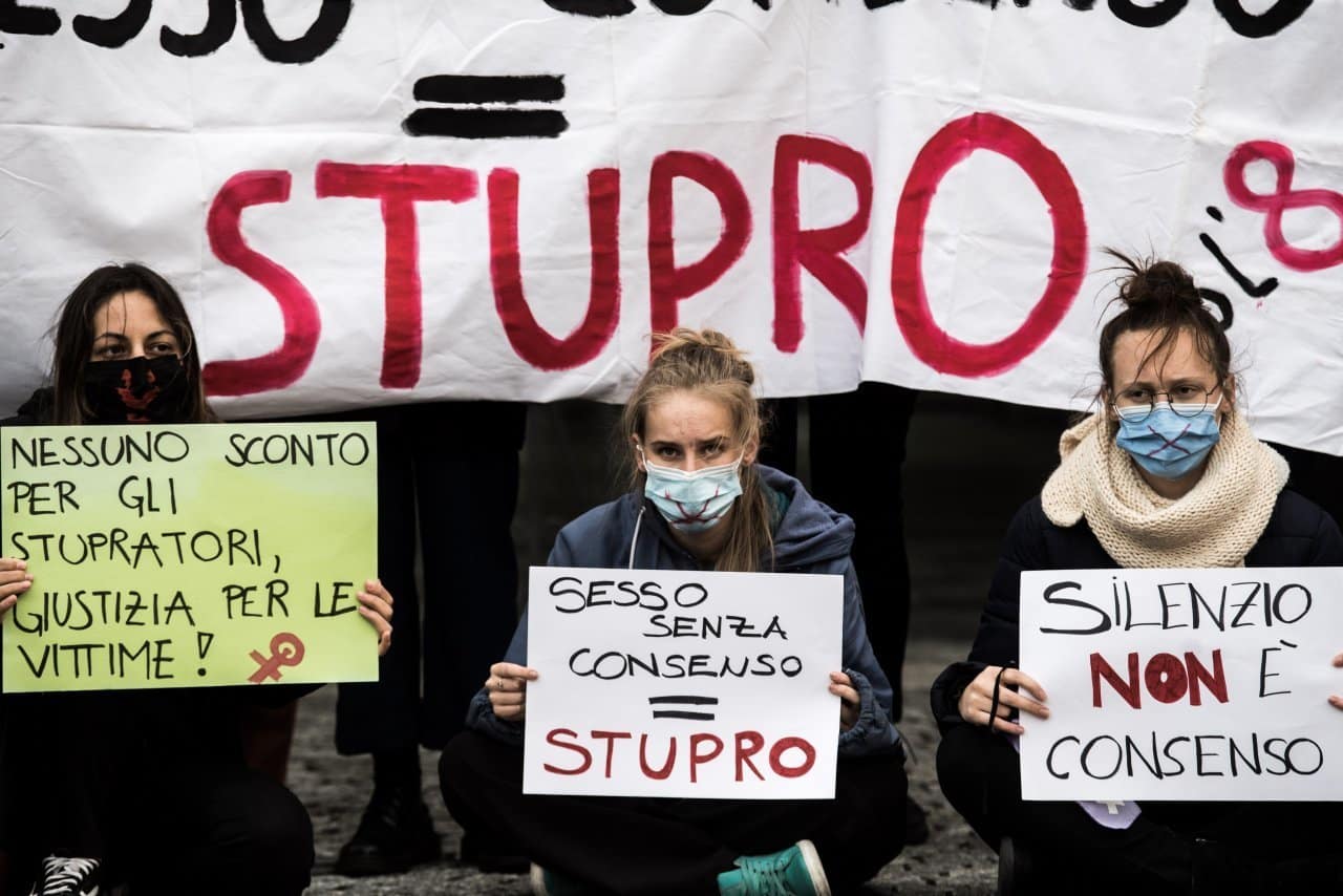 stupro violenza sessuale