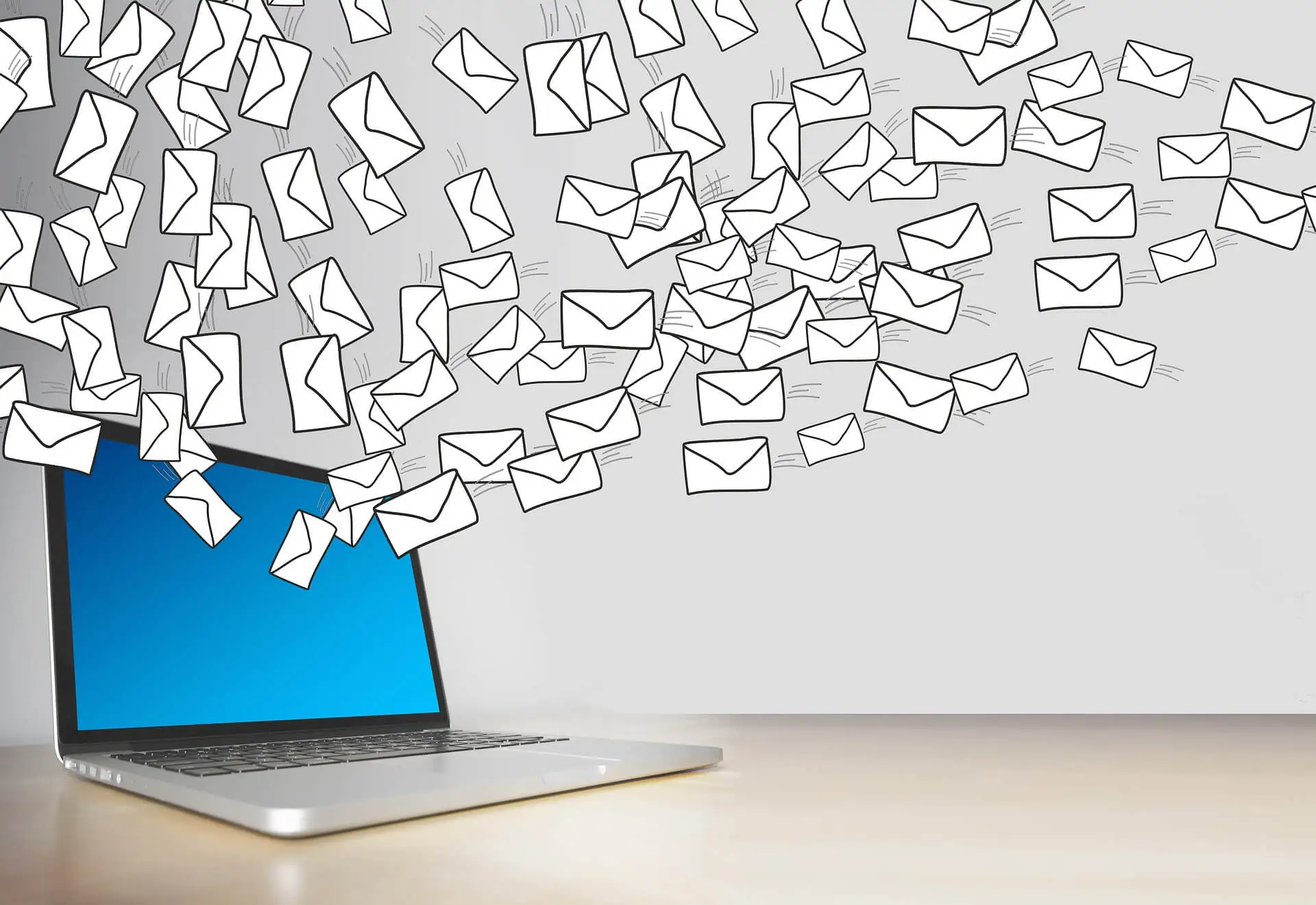 invio mail senatori