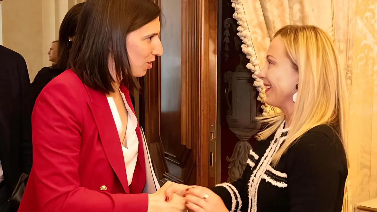Elly Schlein, Giorgia Meloni, violenza sessuale, accordo, legge fuffa