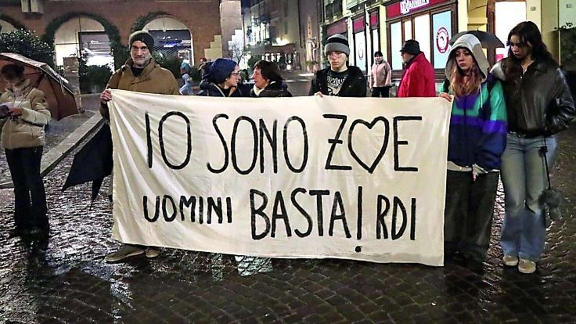 uomini, bastardi, striscione