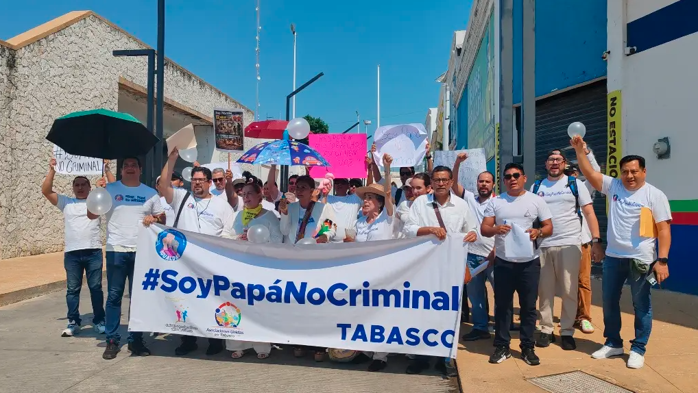 Messico: le manifestazioni “sono un papà non un criminale”