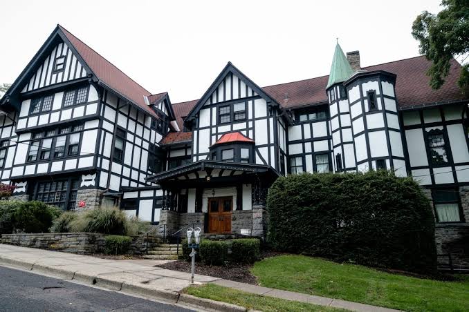 I "sette della Cornell": la cultura dello stupro dei fatti e della verità (1) 1 chi phi cornell university campus stupro false accuse violenza sessuale jane doe