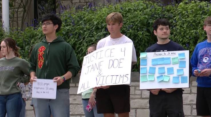 I "sette della Cornell": la cultura dello stupro dei fatti e della verità (1) 2 cornell stupro di gruppo violenza sessuale sette false accuse jane doe stati uniti